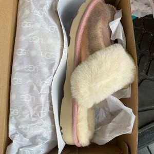 Big Kid Cozy II Scuff Slipper size 6